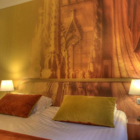 Hotel Cathedrale Strasbourg Room photo